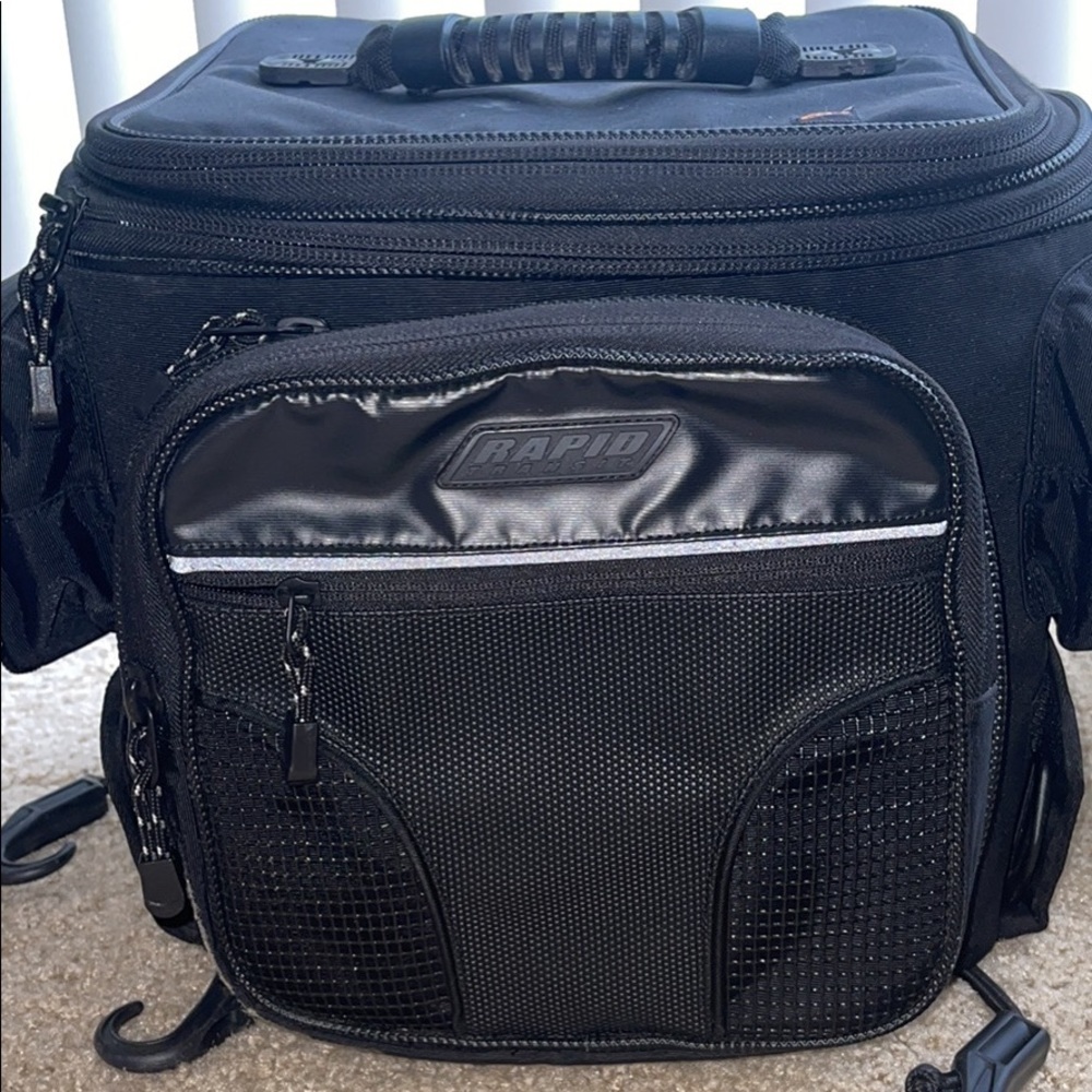 Rapid transit motorcycle Bag luggage Expandable